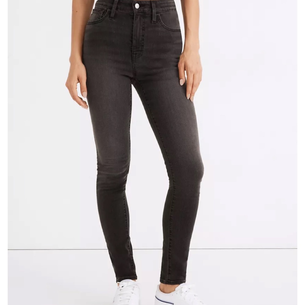 Madewell Curvy High-Rise Roadtripper Supersoft Skinny Jeans in Ashmont Wash